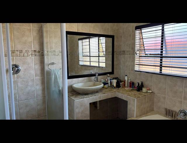 2 BEDROOM TOWNHOUSE FOR SALE IN LIEFDE EN VREDE